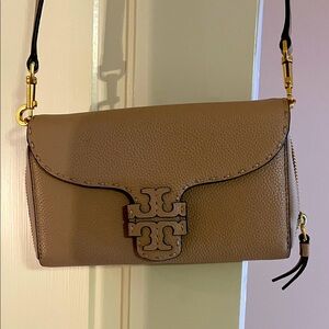 Tory Burch Brown crossbody bag. Beautiful